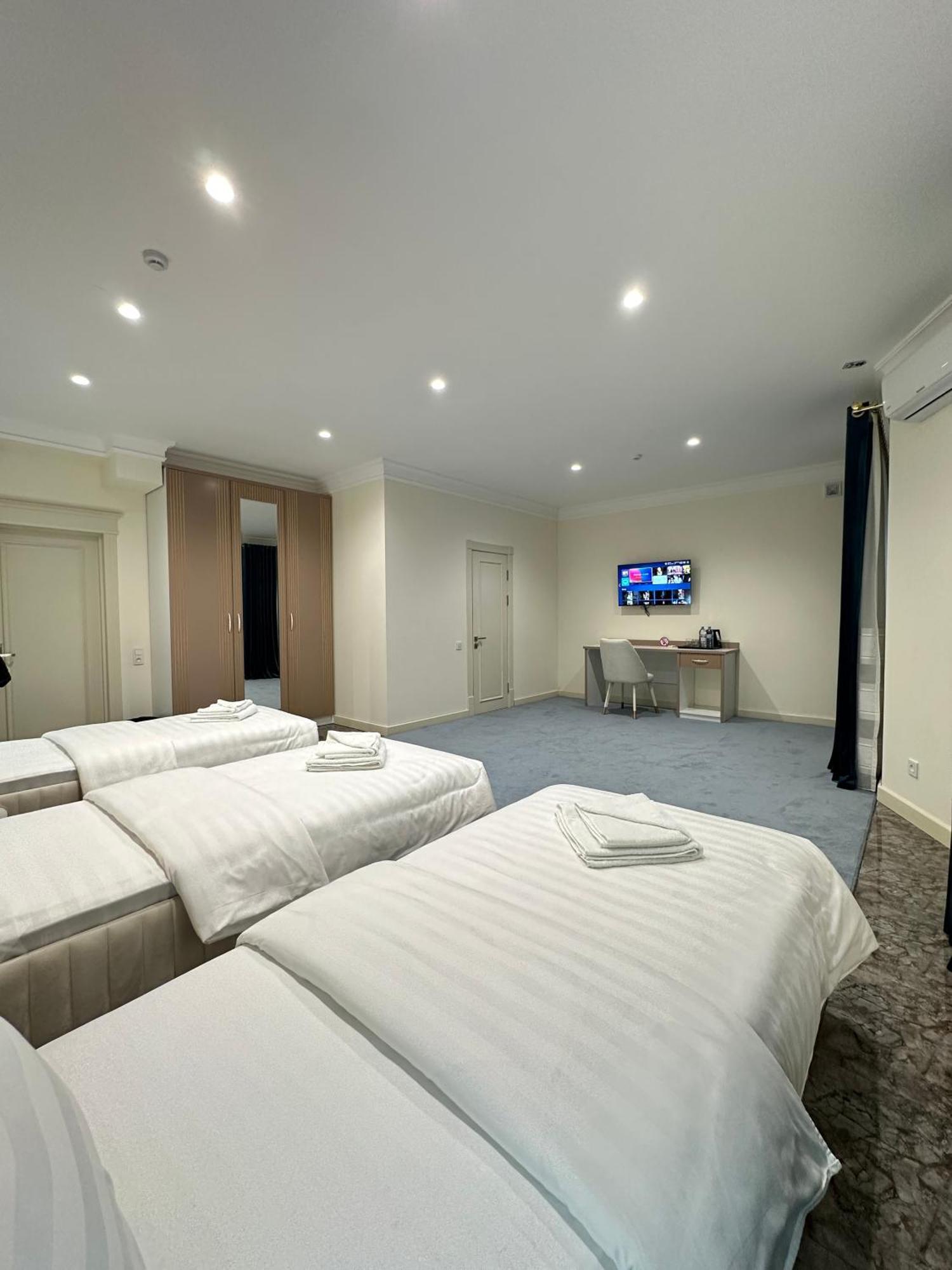 Nur Makon Hotel Ташкент Екстериор снимка