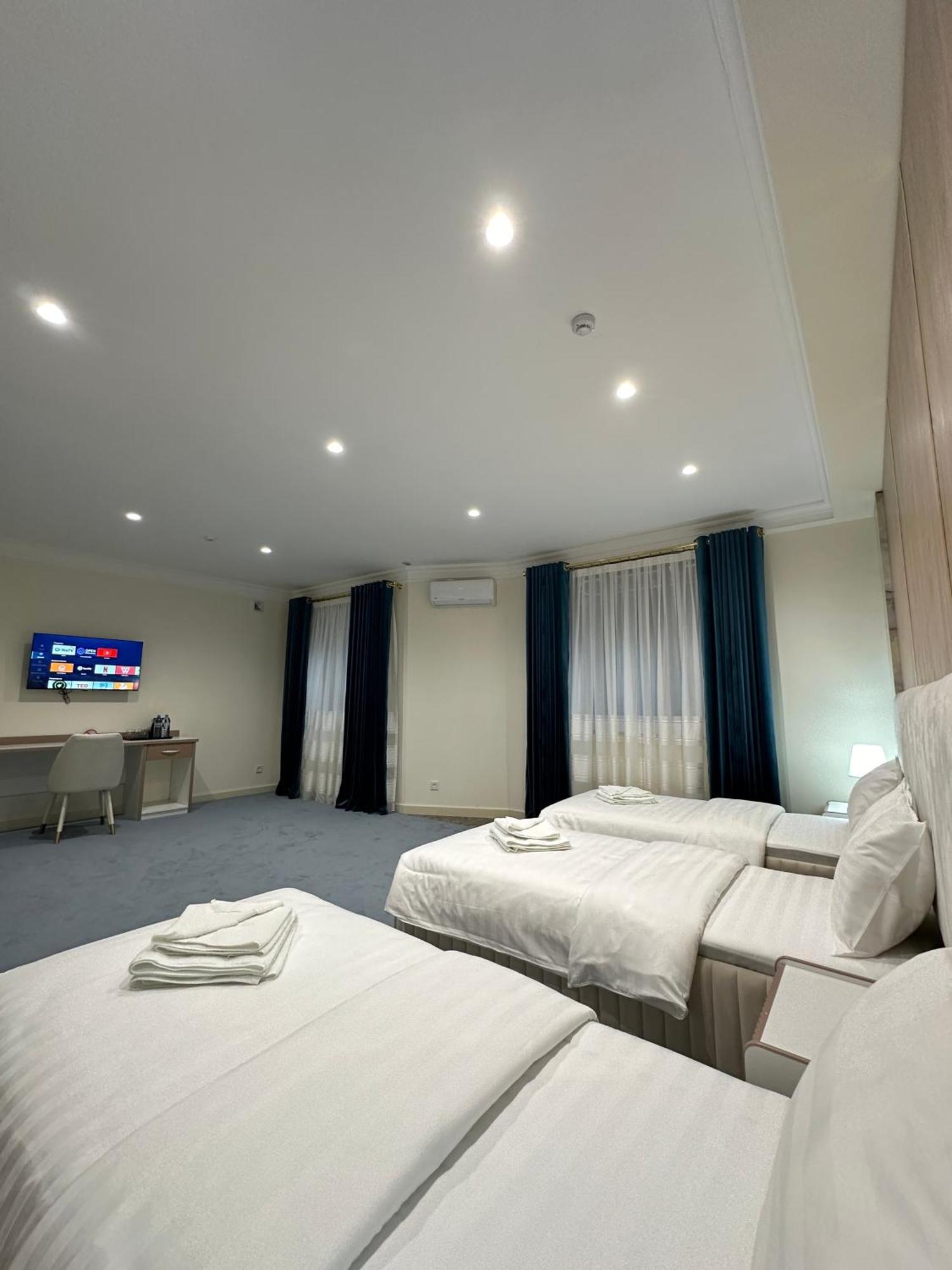 Nur Makon Hotel Ташкент Екстериор снимка
