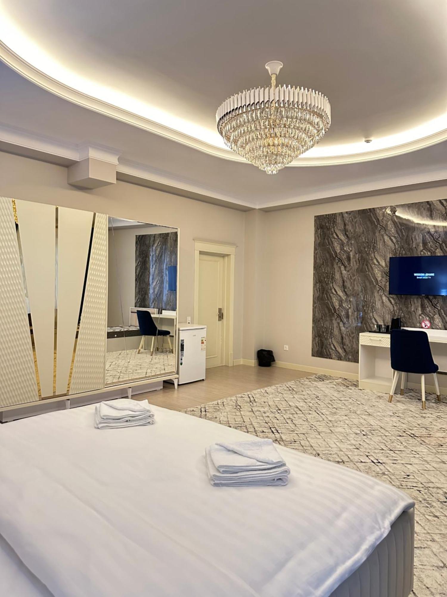 Nur Makon Hotel Ташкент Екстериор снимка